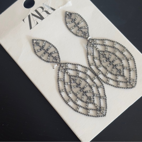 Zara Black Geometric Drop Earrings - Picture 3 of 6